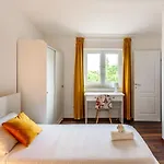 Casa Di Oliva-house With Heated Pool & Jacuzzi In Trilj, Croatia 빌라 트릴리