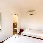 Casa Di Oliva-house With Heated Pool & Jacuzzi In Trilj, Croatia * 트릴리