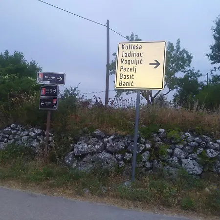 Casa Di Oliva-house With Heated Pool & Jacuzzi In Trilj, Croatia Trilj