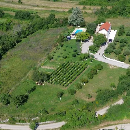 Casa Di Oliva-house With Heated Pool & Jacuzzi In Trilj, Croatia Villa *