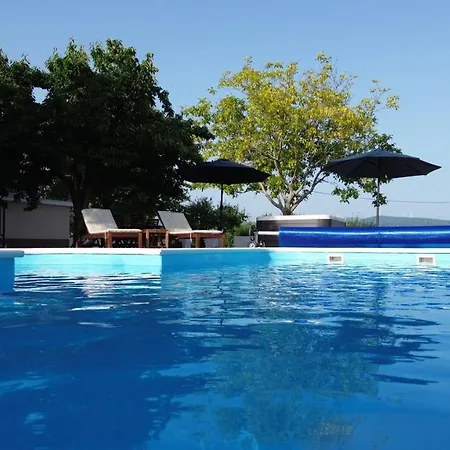 Casa Di Oliva-house With Heated Pool & Jacuzzi In Trilj, Croatia *