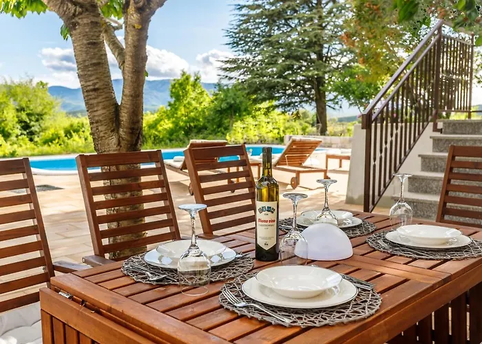 Casa Di Oliva-house With Heated Pool & Jacuzzi In Trilj, Croatia * Trilj