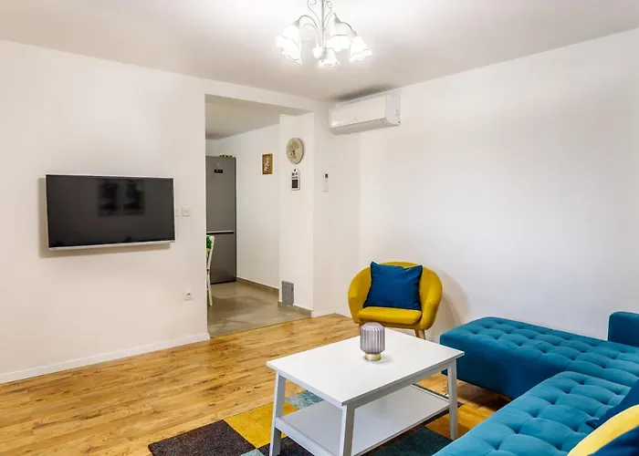 Casa Di Oliva-house With Heated Pool & Jacuzzi In Trilj, Croatia Villa Trilj